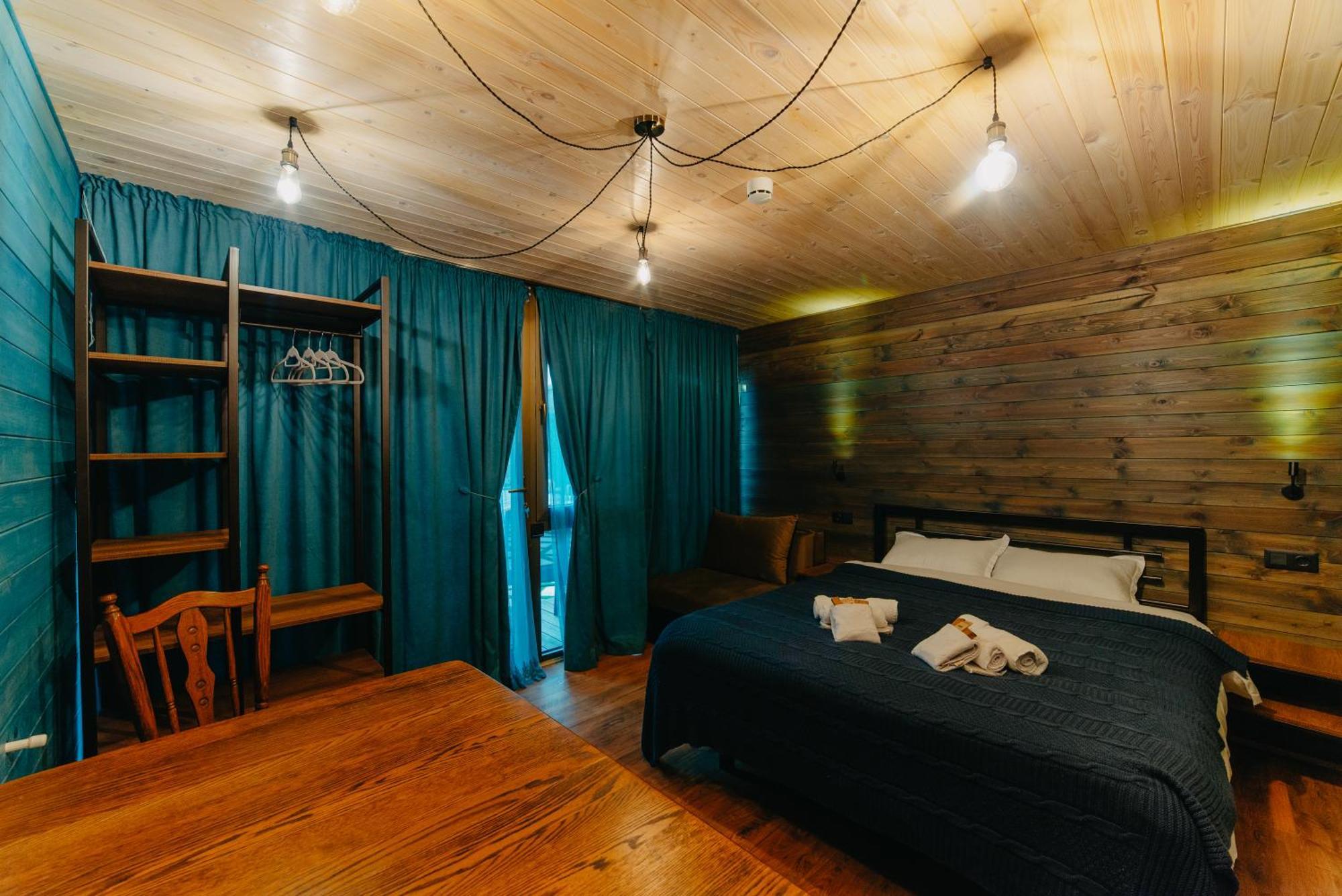 Hotel Wanderholic Telavi Exteriér fotografie