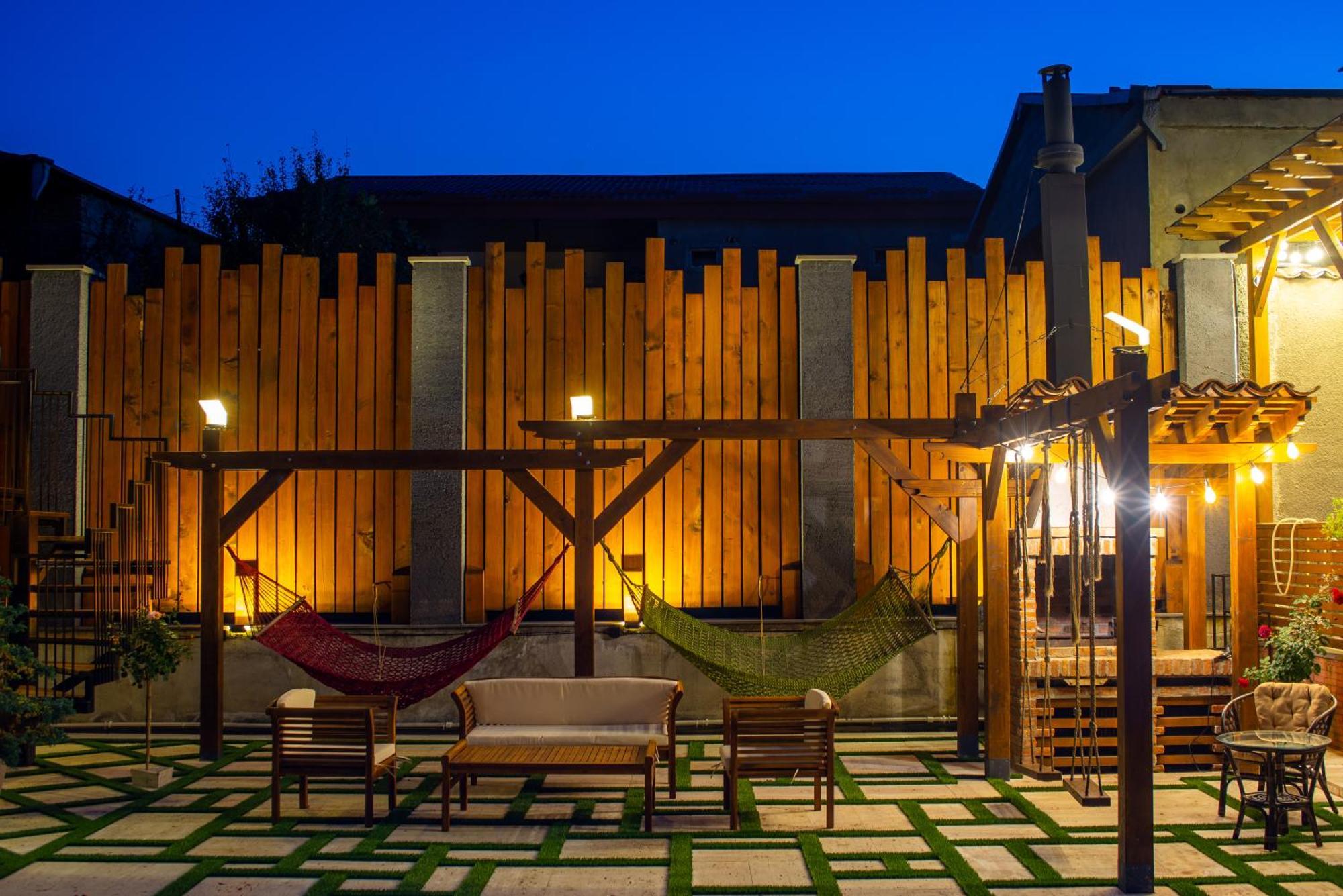Hotel Wanderholic Telavi Exteriér fotografie