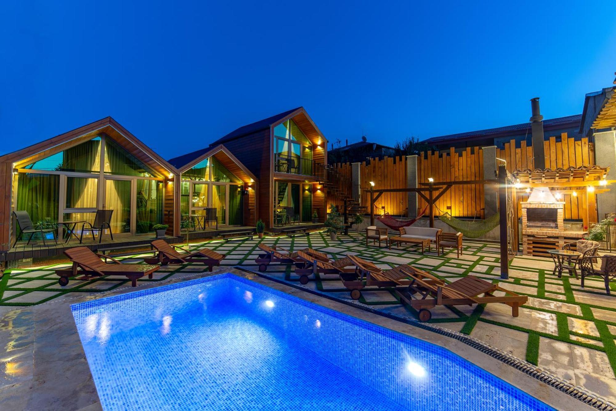 Hotel Wanderholic Telavi Exteriér fotografie